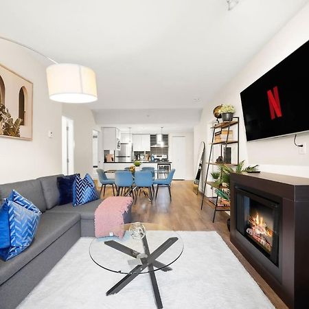 Dazzling Condo By Stadium Downtown With Free Parking Vancouver Bagian luar foto